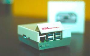 Raspberry Pi en una carcasa retro con forma de Nintendo NES